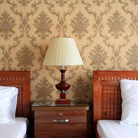 Ahoj Guest House Ha Long Exterior photo